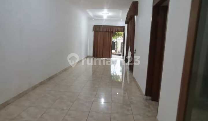 Rumah di Duren Sawit Jaktim Akses Startegis 1