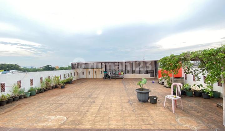 House for Sale Facing Lake Near Buaran Station 2