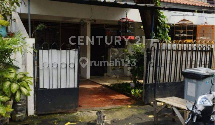 RUMAH JOHAR BARU DKT PS JOHAR BARU  DEPAN TAMAN  2