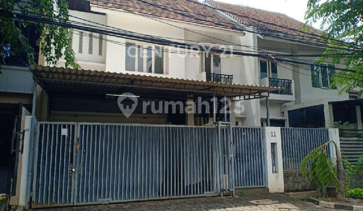 Nice House in Cempaka Putih Close to Culinary Area