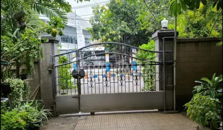 Rumah Cempaka Putih Barat Dekat Kantor PT.Taspen Jakarta Pusat 