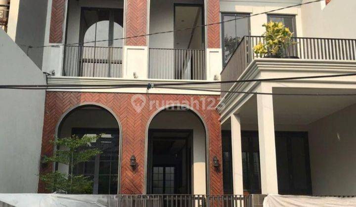 Rumah baru gaya eropa di Cempaka putih  1