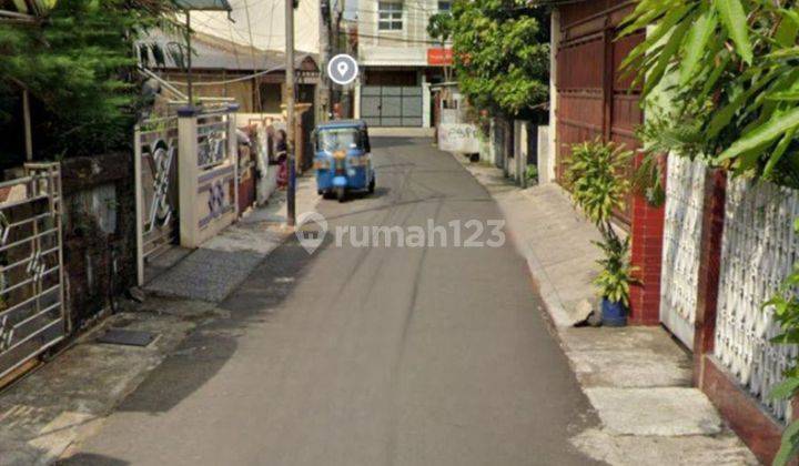 Rumah Johar Baru lt.200 m² harga 2,2 milyar  2