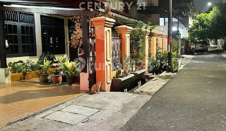 Disewakan Rumah Di Percetakan Negara Dekat BPOM Jakarta Pusat Disewakan Rumah Di Percetakan Negara Dekat BPOM Jakarta Pusat