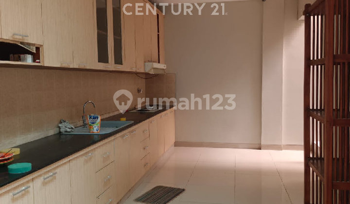 LUXURY House BEST Strategic Location in Cempaka Putih Central Jakarta 2