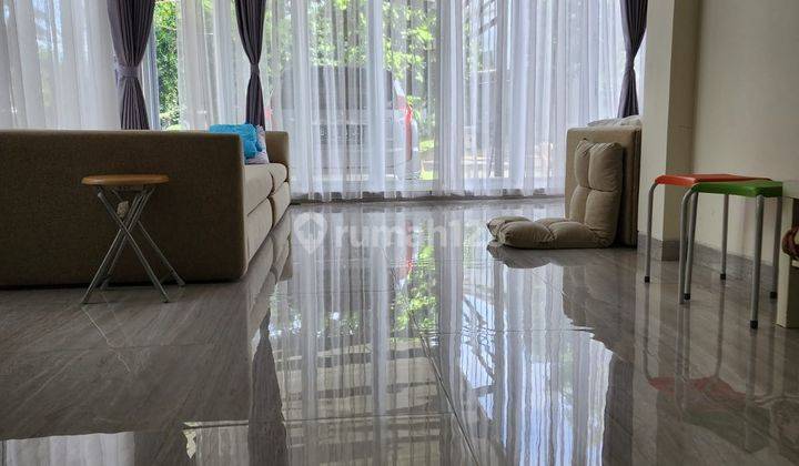 Dijual Cepat, Nego Sampai Deal Rumah di Phg, Chalcedony Gading Serpong 2