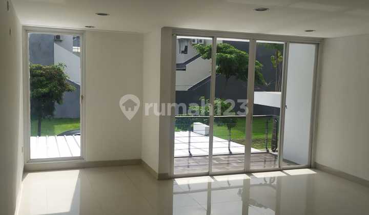 Disewakan Rumah Duta Garden Cluster West Wood 3Lantai KT 4+1 KM 3+1 1
