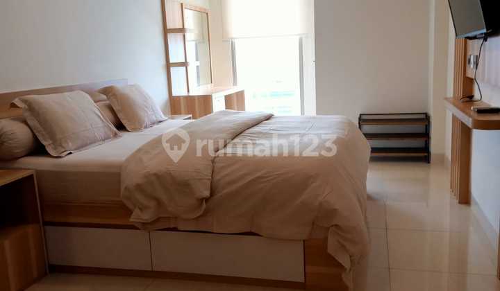 Ready-to-Use Studio Apartment at Pinnacle Louis Kienne Pandanaran 1
