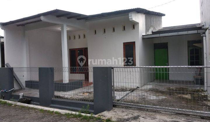 Rumah Sudah Renovasi di Pucang Gading, Jln Pucang Rinenggo 1