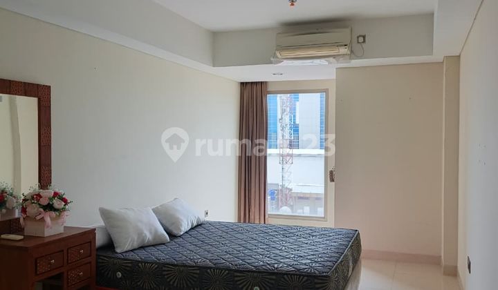 Downtown Pinnacle Louis Kienne Pandanaran Apartment 1