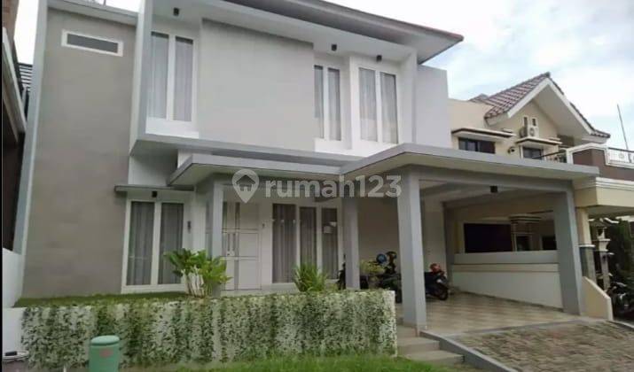 Rumah 2 Lantai Bagus di Perumahan Graha Taman Bunga, Bsb City 1