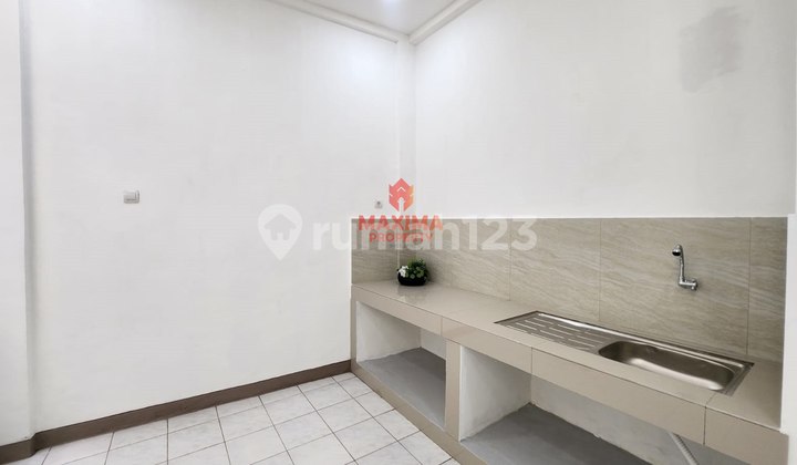 Ruko Mewah 3 Lantai Tengah Kota, Jl Mt Haryono Semarang Tengah 2