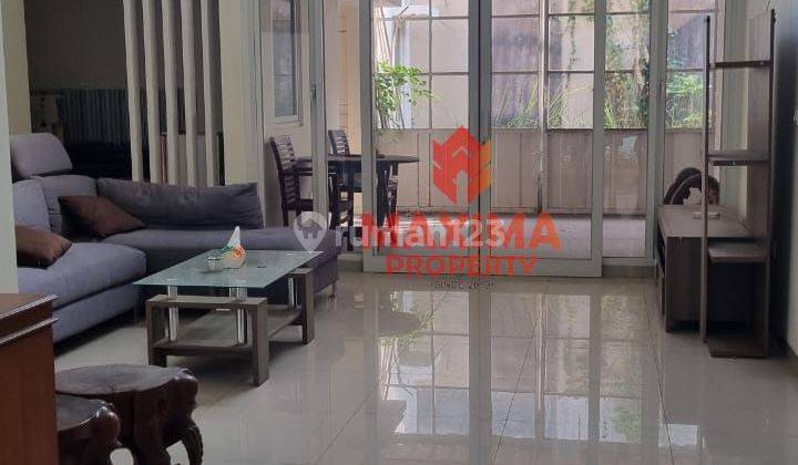 Rumah Siap Pakai Full Furnish di Perumahan Graha Padma, Semarang 2