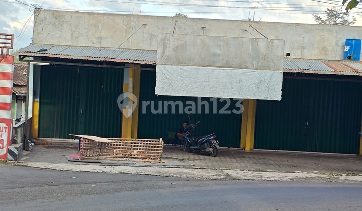 Ruko Strategis Belakang Pasar Babadan Ungaran Cocok Untuk Usaha  1