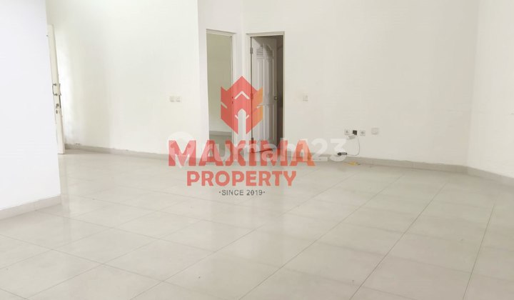 Ready-to-Occupy House in Graha Padma Housing Near Toll Gate 2