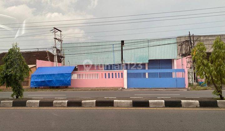 Gudang Dan Toko di Jalan Ahmad Yani, Kartasura 1