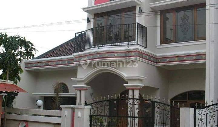 Rumah 2 Lantai Bagus Lokasi Strategis di Pusat Kota Kudus 2