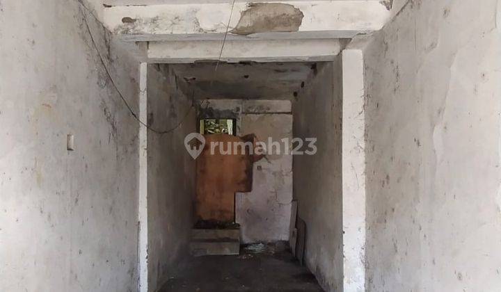  Rumah Orientasi Tanah Di Daerah Gajahmungkur, Semarang Selatan 2