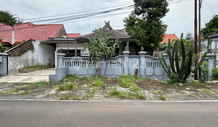 Rumah di Semarang Barat 1