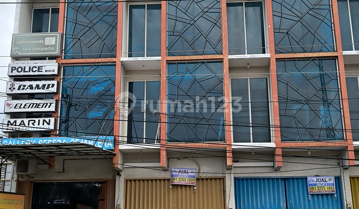 Shop House in Central Semarang 1