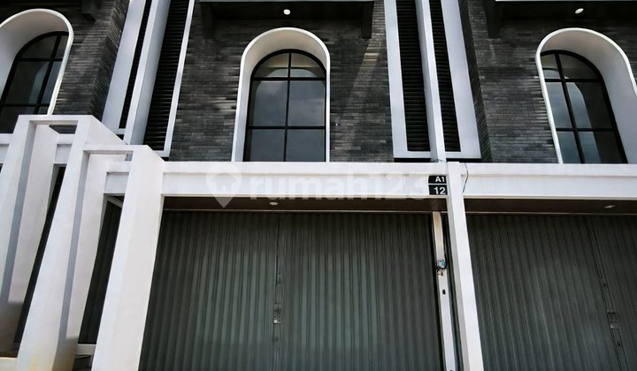 Shop house, in Bsb City, 1