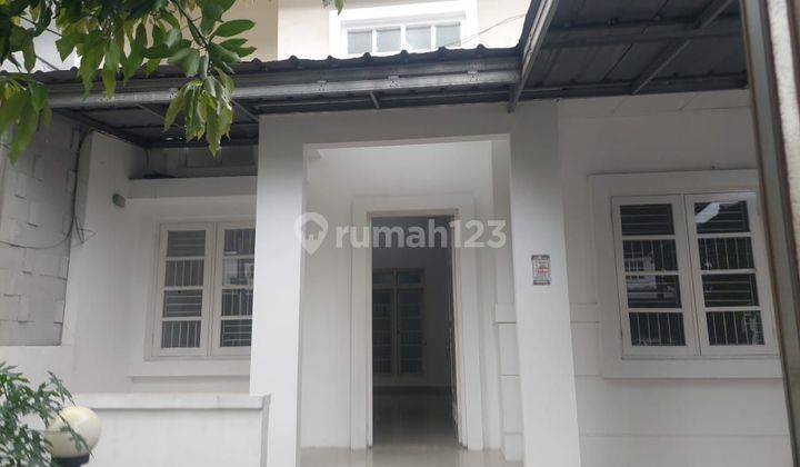 Dijual rumah 1 stngah lantai siap huni,udh renovasi total atap rangka baja ringan 2