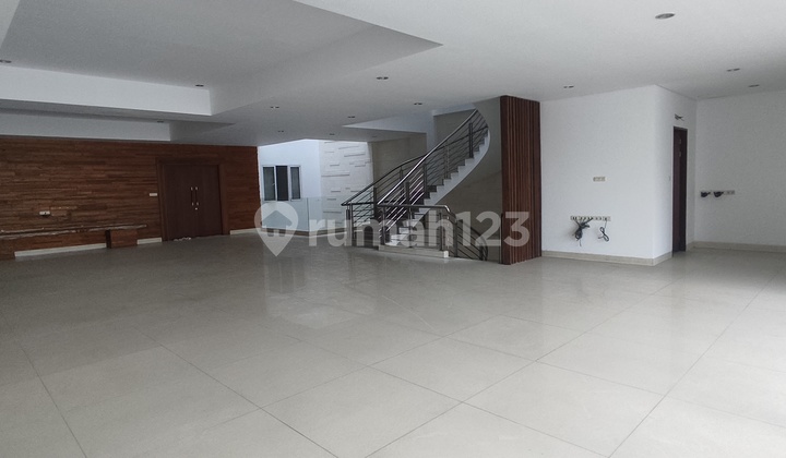 Batu Ceper Shop House  
Pecenongan Shop House  
Central Jakarta Shop House  
Central Jakarta Building  
Pecenongan Building  
Batu Ceper Building 2