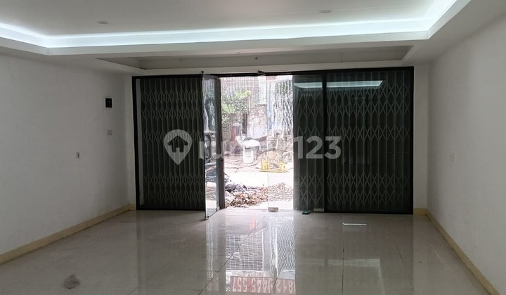 Cheapest Agung Niaga Shophouse (Leased Condition) 1