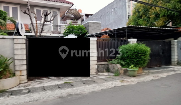 Magnificent Strategic House in Cipinang Besar Utara 2