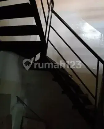 Ruko Komersil Straymtegis Bagus Untuk Kantor klinik cargo Bank Dekat Stasiun Jatinegara 24