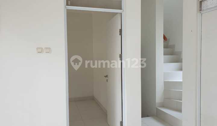 Rumah Modern Serpong Natura City 2