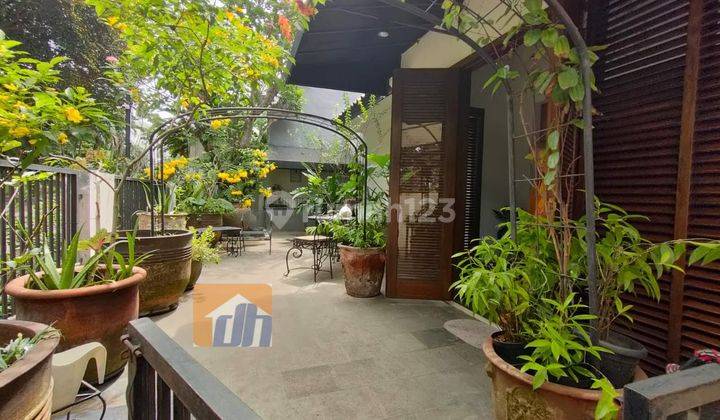 Rumah Cantik Tropical Minimalis Desain Dalam Cluster Elite Vila Cinere Mas. 1