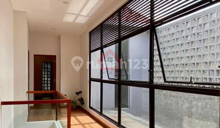 Rumah Siap Huni Bagus Dalam Komplek Villa Delima Lebak Bulus