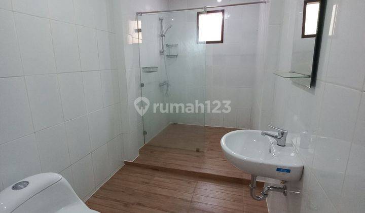 Rumah Minimalis 3 Lantai Dalam Kluster Elite Di Vila Cinere Mas. 2