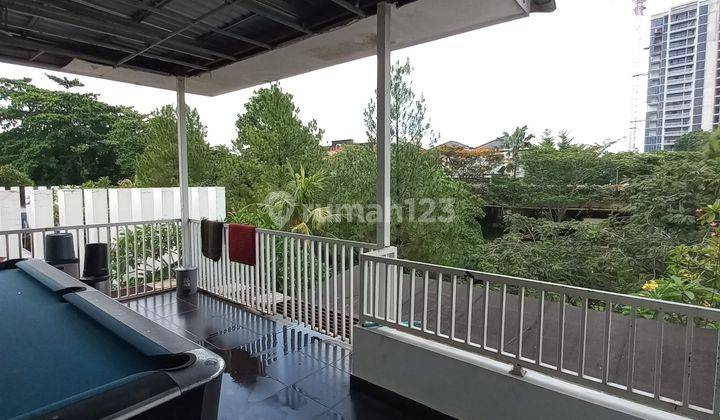 Rumah Cantik 3 Lantai Konsep Resort Dekat Fasilitas Umum Disekitarnya 2