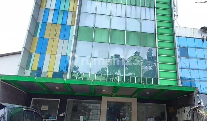 Super Strategic Location in Tebet! Suitable for Office / Business - Wide Road & Flood-Free