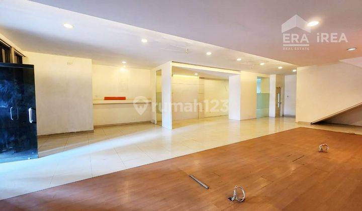 Ruko 3,5 Lantai Strategis Lokasi Tengah Kota, Banjarsari, Solo  12