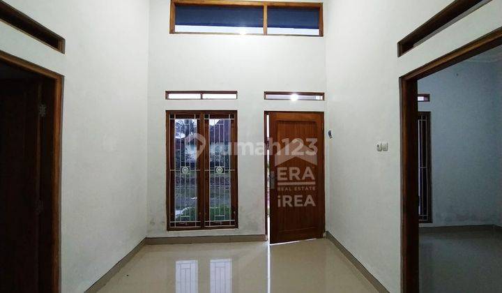 Rumah Cantik Terawat Siap Huni Lokasi Solo Barat, Teras, Boyolali 7