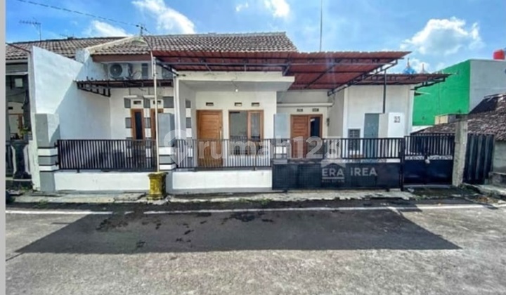 Rumah Cantik Siap Huni Lokasi Sragen Kulon, Sragen  4
