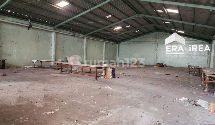 Solo City Warehouse Near Mojosongo Ring Road