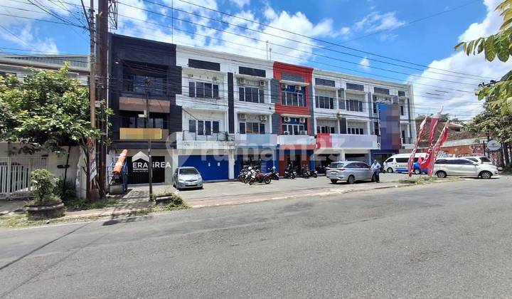 Shop House for Rent in Jogja Near UGM Campus
