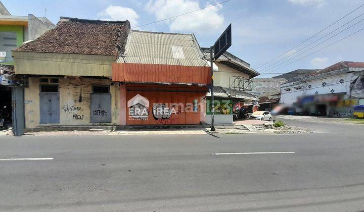 Ruang Usaha Solo Dijual Murah Area Pasar Gede 1