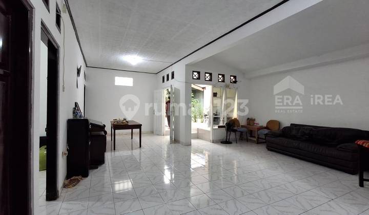 Yogyakarta House for Sale Near Kotagede Market