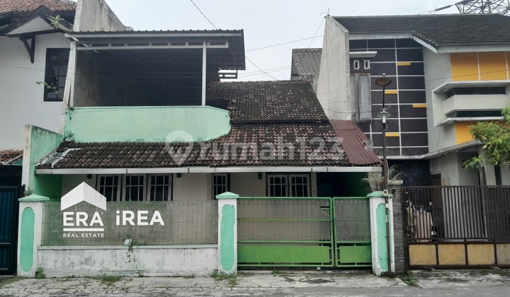 Rumah Solo Murah Dekat Solo Square Mall 2