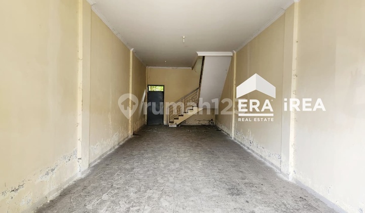 Affordable Shophouse in Solo Near Tirtonadi Terminal 2