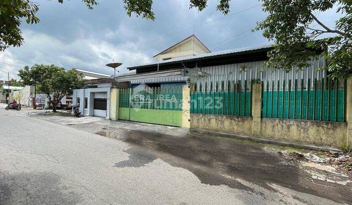 Gudang Murah Meriah Solo Nusukan Area Strategis  6