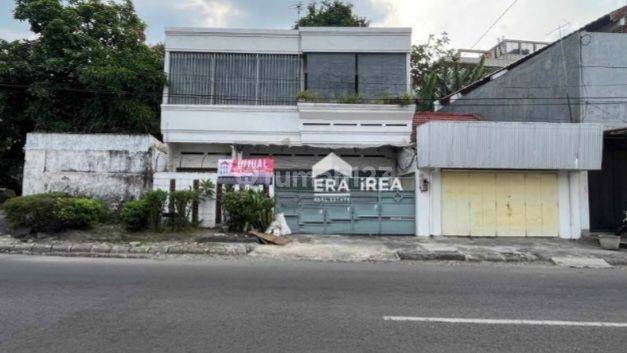 Rumah Murah Jebres Bonus Ruang Usaha dekat Stasiun Jebres Solo 1