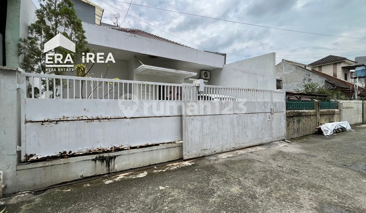 Rumah Solo Dekat Pasar Gede 1