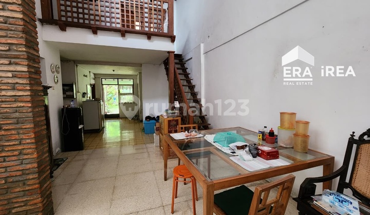 Solo Ready-to-Occupy House Near Singosaren Plaza