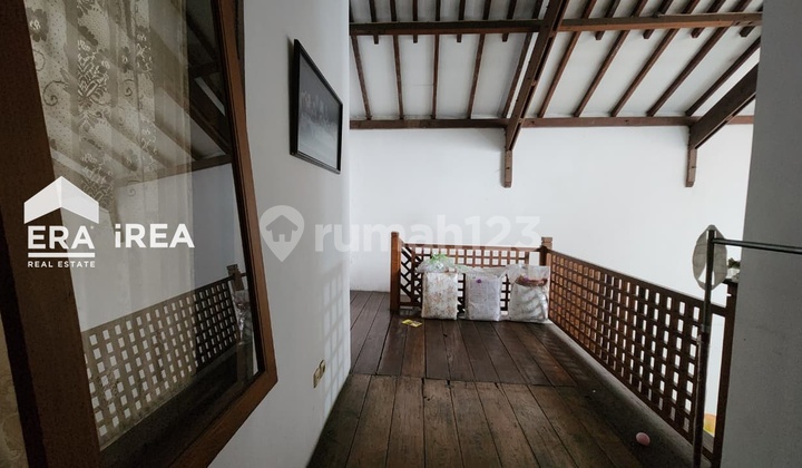 Solo Ready-to-Occupy House Near Singosaren Plaza 2